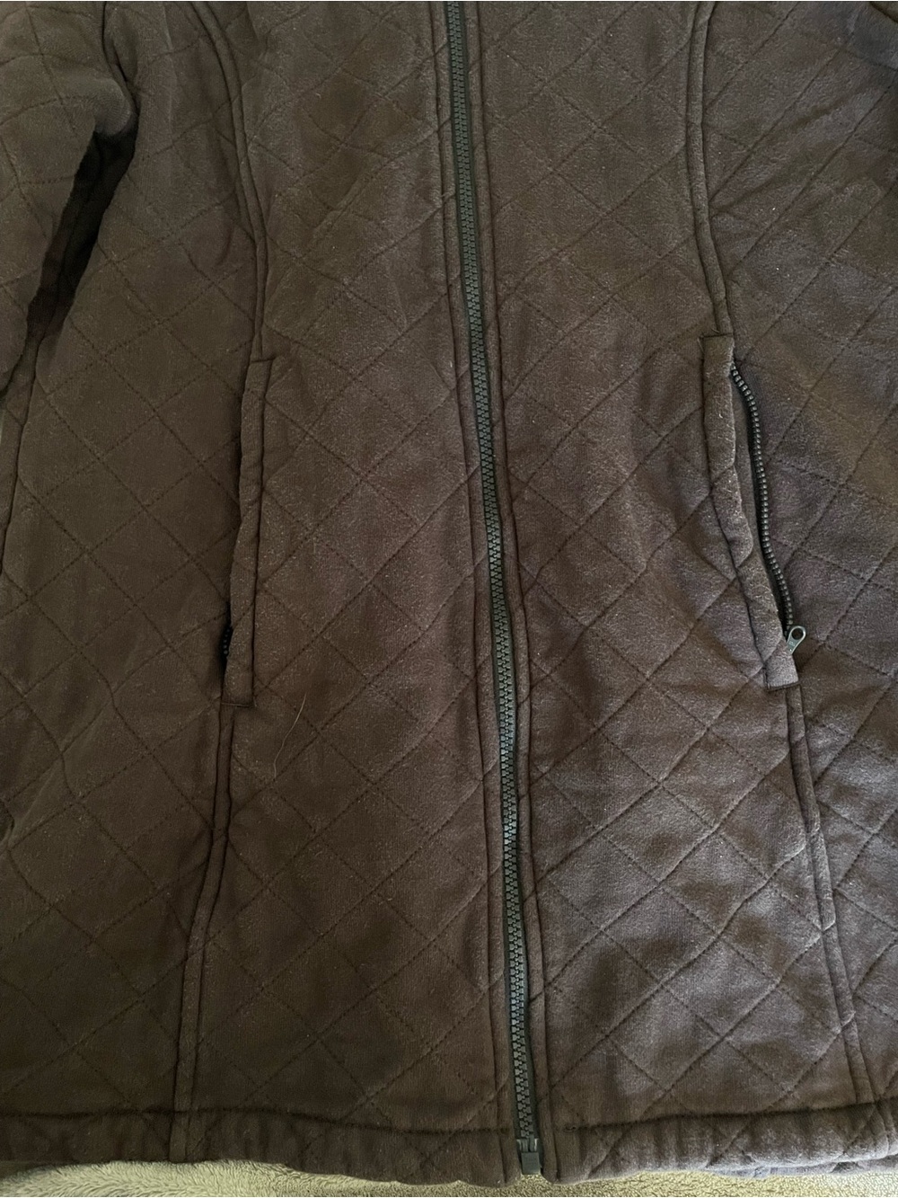 The North Face Women's Quilted Puffer Jacket in Brown - Picture 4 of 6